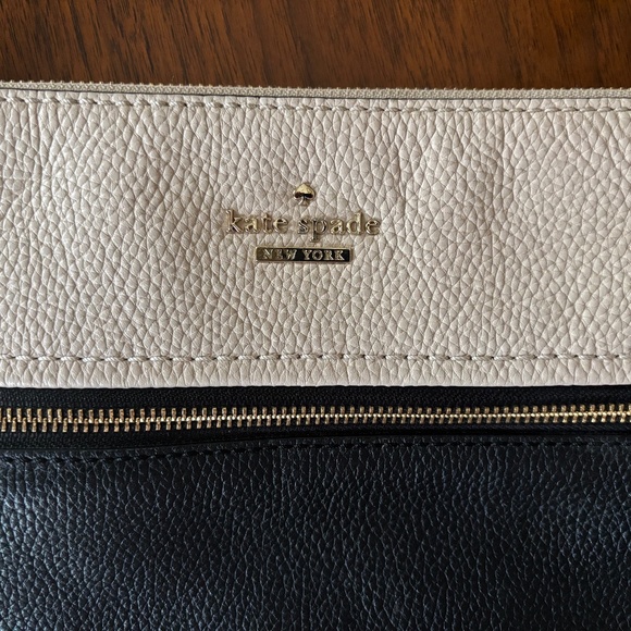 Kate Spade Black and Cream Crossbody Bag - Picture 2 of 4